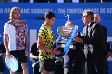 Victoria de Carlos Alcaraz sobre Stefanos Tsitsipas en la final del Conde de God¨® 2023.