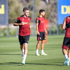 Expediente Robert Navarro