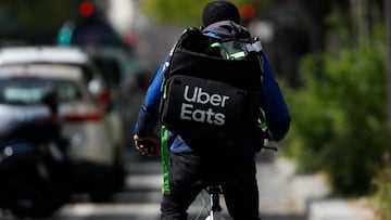 ¿Te interesa trabajar como repartidor de Uber Eats? Te explicamos cuánto se gana por hora y cómo ganar hasta 1,000 dólares a la semana.