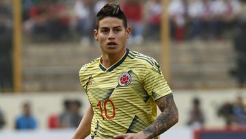 Fabián would relish linking up with James and Rodrigo at Napoli