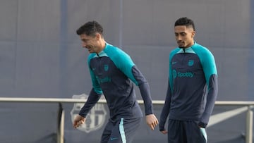 Lewandowski y Raphinha, en un entrenamiento del Barça esta temporada.
Lewandowski
Raphinha