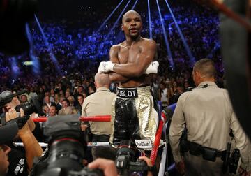 Floyd Mayweather, Jr.: 765 millones de dólares.