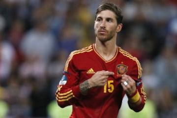 Ramos cambió su dorsal '4' en la selección por el '15' en homenaje a su amigo Antonio Puerta, con quien coincidió en el Sevilla.