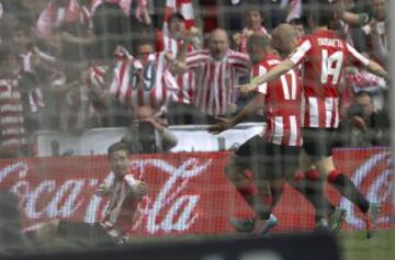 Celebración de Muniain tras el gol.