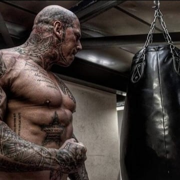 The Nightmare or Hulk es un actor de cine, culturista y luchador Británico de Artes marciales mixtas. Mide casi dos metros de altura y es conocido como el "Hombre más aterrador del planeta". Algunas películas en las que aparece Martyn son Invicto IV, Benidorm, Kingsman: The Golden Circle...