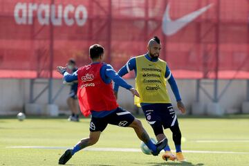 ¡Con todas las figuras! las postales de la primera práctica de la Roja