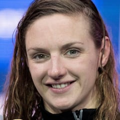 Hosszu alcanzó el sexto oro y Peaty dio su medalla a una niña