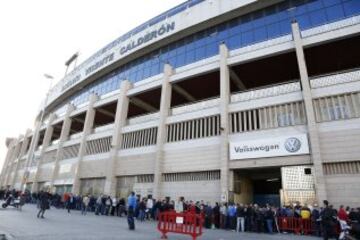Locura en el Calderón por una entrada para la Champions