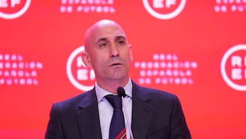 20/04/22 RUEDA DE PRENSA DE LUIS RUBIALES EN LA CIUDAD DEL FUTBOL DE LAS ROZAS CASO GERARD PIQUE

 RFEF REAL FEDERACION ESPAÑOLA DE FUTBOL 