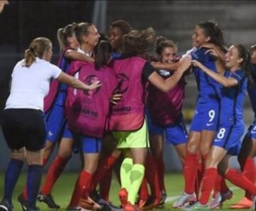 2-0. Geroyo celebró el segundo tanto.