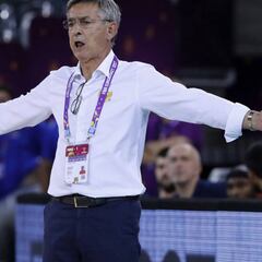 Multan a Montenegro por fumar en los vestuarios del pabellón