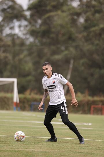 El equipo dirigido por David González quiere avanzar hasta la fase de grupos en Libertadores y trabaja pensando en el objetivo.