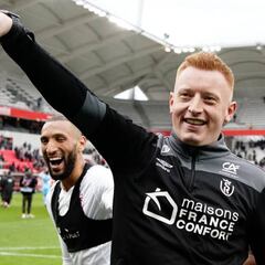 Dos entrenadores sin título revolucionan la Ligue 1