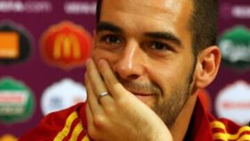 El delantero del Sevilla Álvaro Negredo será la gran sorpresa de Vicente del Bosque en la alineación de España contra Portugal.