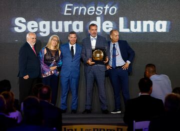 Premio In Memoriam a Ernesto Segura de Luna.