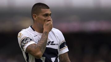 El atacante chileno acarrea una sanción por expulsión, la cual vivió en su último duelo como jugador de Pumas, precisamente ante Las Águilas.