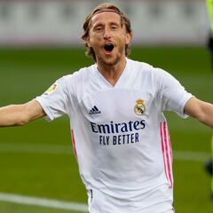 Modric tira del carro