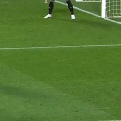 La jugada que resume el momento de una sorpresa de Berizzo: ¡qué pase!