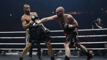 George Groves batters Chris Eubank Jr to retain WBA crown