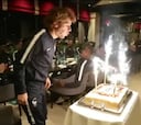 La selección francesa sorprendió a Griezmann con esta tarta de cumpleaños