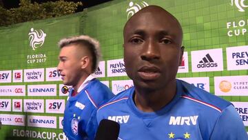 Armero: "Si me va bien en Bahía, Pékerman quizá me llame"
