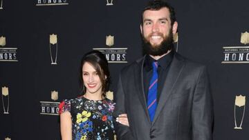 El quarterback Andrew Luck ha recibido una de las mejores noticias de su vida, después de que su esposa Nicole Pechanec está embarazada.