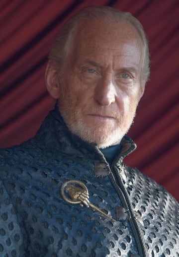 El personaje de Tywin pertenece a la saga 'Canción de hielo y fuego' y de su correspondiente adaptación televisiva, 'Juego de Tronos'. Su gran poder y fortuna proviene de herencia. Los Lannister, propietarios de la mayoría de minas de oro de los Siete Reinos, son la casa más rica de Poniente y Tywin.