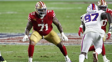 En su primer año en San Francisco solamente permitió cuatro sacks y fue castigado en cuatro ocasiones.