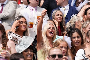 Ambiente durante el primer d¨ªa del Festival del Derby de Epsom en Surrey. Es una carrera de galope plano de 2423 metros de distancia y su primera edici¨®n fue en 1780.