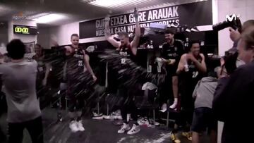 El fiestón de los jugadores del Bilbao Basket después de lograr la proeza de la salvación