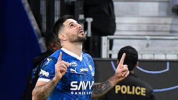 Mitrovic celebra un gol.