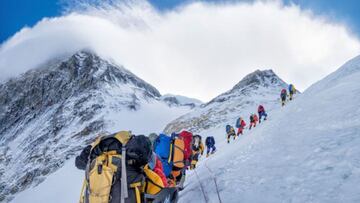 Nepal decide por 'sem¨¢foros'
en las escaladas del Everest