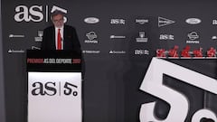 Juan Luis Cebrián: "El deporte tiene un valor simbólico para la convivencia libre y pacífica"