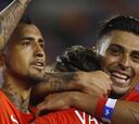 Chile golea a Panamá con dobletes de Vargas y Alexis