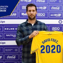 Continúa el carrusel de renovaciones en el Alcorcón