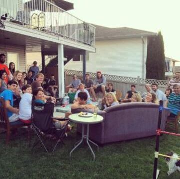 Kelly Olynyk (Celtics), con amigos.