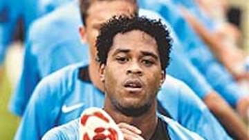 <b>LO NIEGA.</b> Patrick Kluivert.