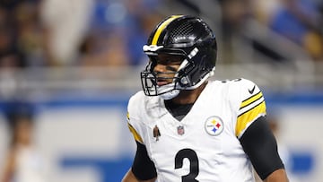 DETROIT, MICHIGAN - AUGUST 24: Russell Wilson #3 of the Pittsburgh Steelers during the first half while playing the Detroit Lions in a preseason game at Ford Field on August 24, 2024 in Detroit, Michigan. Gregory Shamus/Getty Images/AFP (Photo by Gregory Shamus / GETTY IMAGES NORTH AMERICA / Getty Images via AFP)
