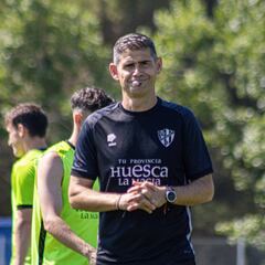 Antonio Hidalgo se suma a la lista de candidatos al banquillo de Osasuna