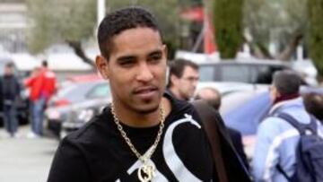 El Corinthians quiere a Cl¨¦ber, pero s¨®lo cedido