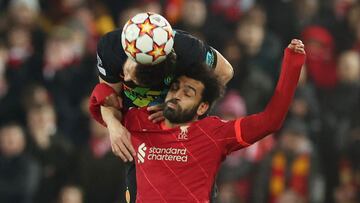 Soccer Football - Champions League - Round of 16 Second Leg - Liverpool v Inter Milan - Anfield, Liverpool, Britain - March 8, 2022 Inter Milan's Ivan Perisic in action with Liverpool's Mohamed Salah REUTERS/Phil Noble