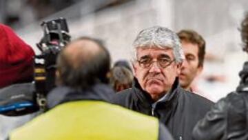 <b>ILUSIONADO. </b>Dani Sánchez Llibre, preocupado tras un encuentro en el Estadi Olímpic.