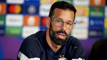 PSV Eindhoven coach Ruud van Nistelrooij speaks to the press in Eindhoven, on August 23, 2022, on the eve of the Champions League play-off football match against Rangers FC. - - Netherlands OUT (Photo by Olaf KRAAK / ANP / AFP) / Netherlands OUT (Photo by OLAF KRAAK/ANP/AFP via Getty Images)