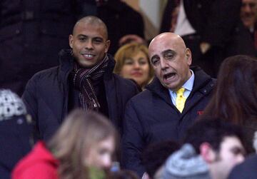 Se fue en el mercado de invierno de 2007. Sus constantes lesiones lastaron su ¨²ltimo a?o blanco y en el Madrid ya estaba Ruud Van Nistelrooy que ejerc¨ªa el papel de goleador que tuvo el brasile?o.