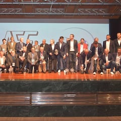 Homenajes, unión y nuevos estatutos en la Asamblea de AFE