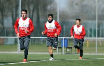 La Roja prepara dos equipos para Irán y Brasil