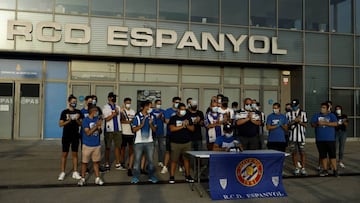 La Peña Juvenil, en el RCDE Stadium.