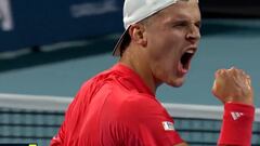 El 30 del mundo le clava esta locura a Djokovic en el tie-break y se lo celebra así: ¡bru-tal!