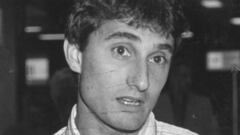 Comenzó a jugar como profesional en el Alavés, luego fichó por el Sestao hasta 1986 que ficha por el Espanyol, donde se encontraba Javier Clemente de entrenador