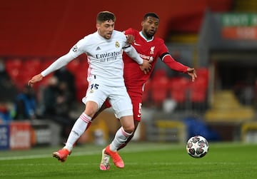 Fede Valverde y Wijnaldum.